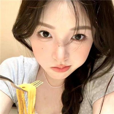 女仆的露天咖啡厅